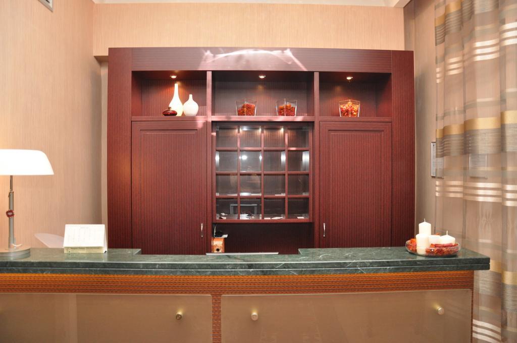 Hotel Fontana Del Re 아리아노이르피노 외부 사진