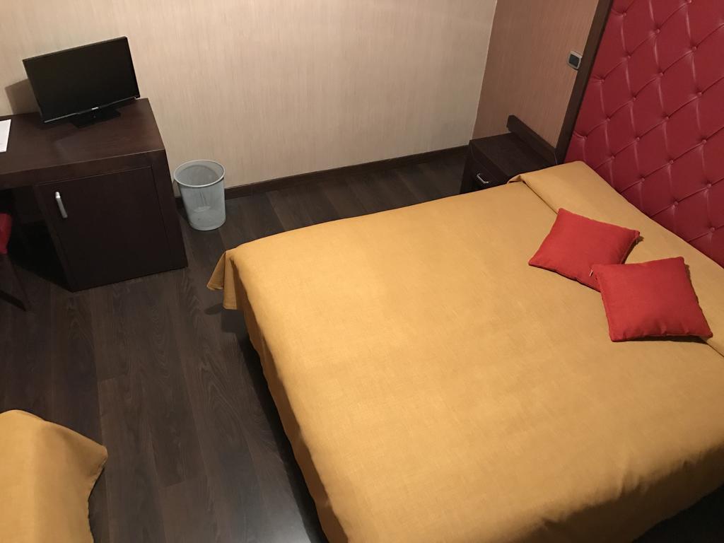 Hotel Fontana Del Re 아리아노이르피노 외부 사진