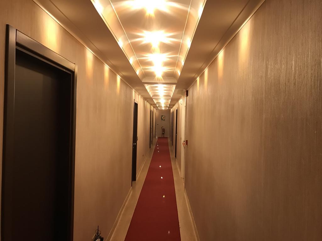 Hotel Fontana Del Re 아리아노이르피노 외부 사진